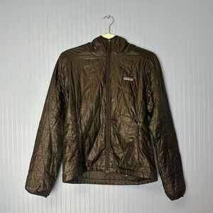 Patagonia women’s lightweight diamond quilted jacket
